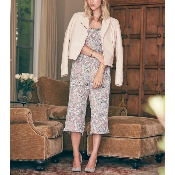 Cupcake and Cashmere Paisley Cropped Romper NWT - Picture 4 of 12